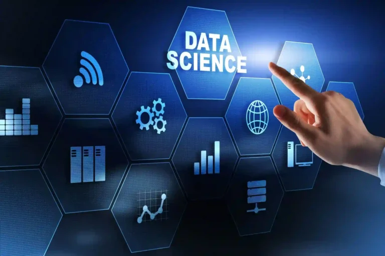 Data Science Training vs Traditional Education: Which is Better?